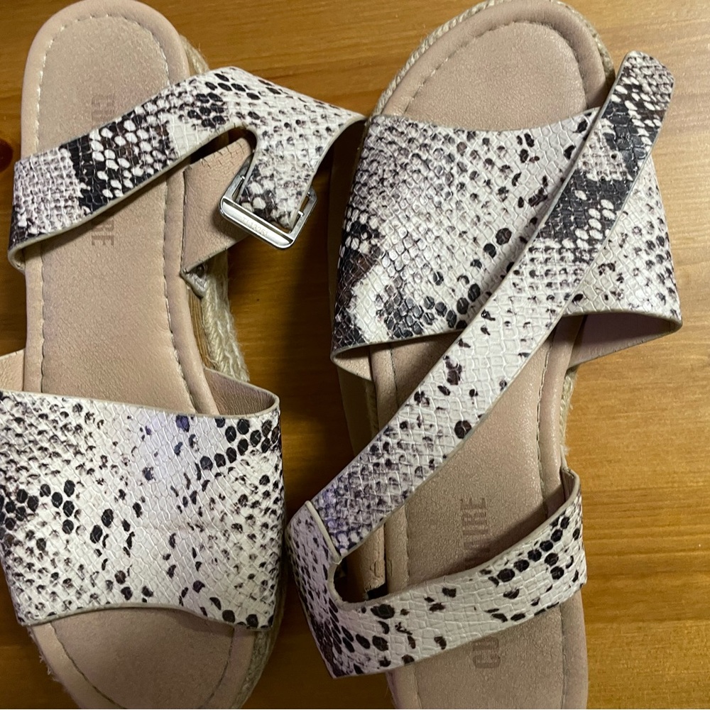 Women's Snakeskin Sandals
